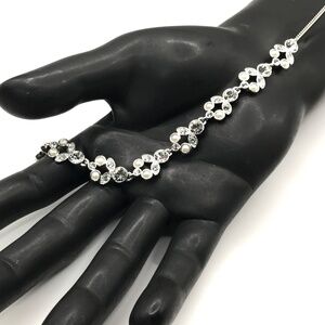 Givenchy Necklace Crystal & Faux Pearl Silver Plate Wedding Prom 16-19 Adjust